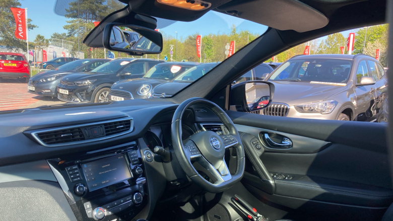 Nissan Qashqai 1.6 dCi Tekna+ 5dr Xtronic Diesel Hatchback